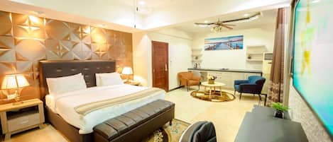 Zimmersafe, Schreibtisch, schallisolierte Zimmer, kostenloses WLAN