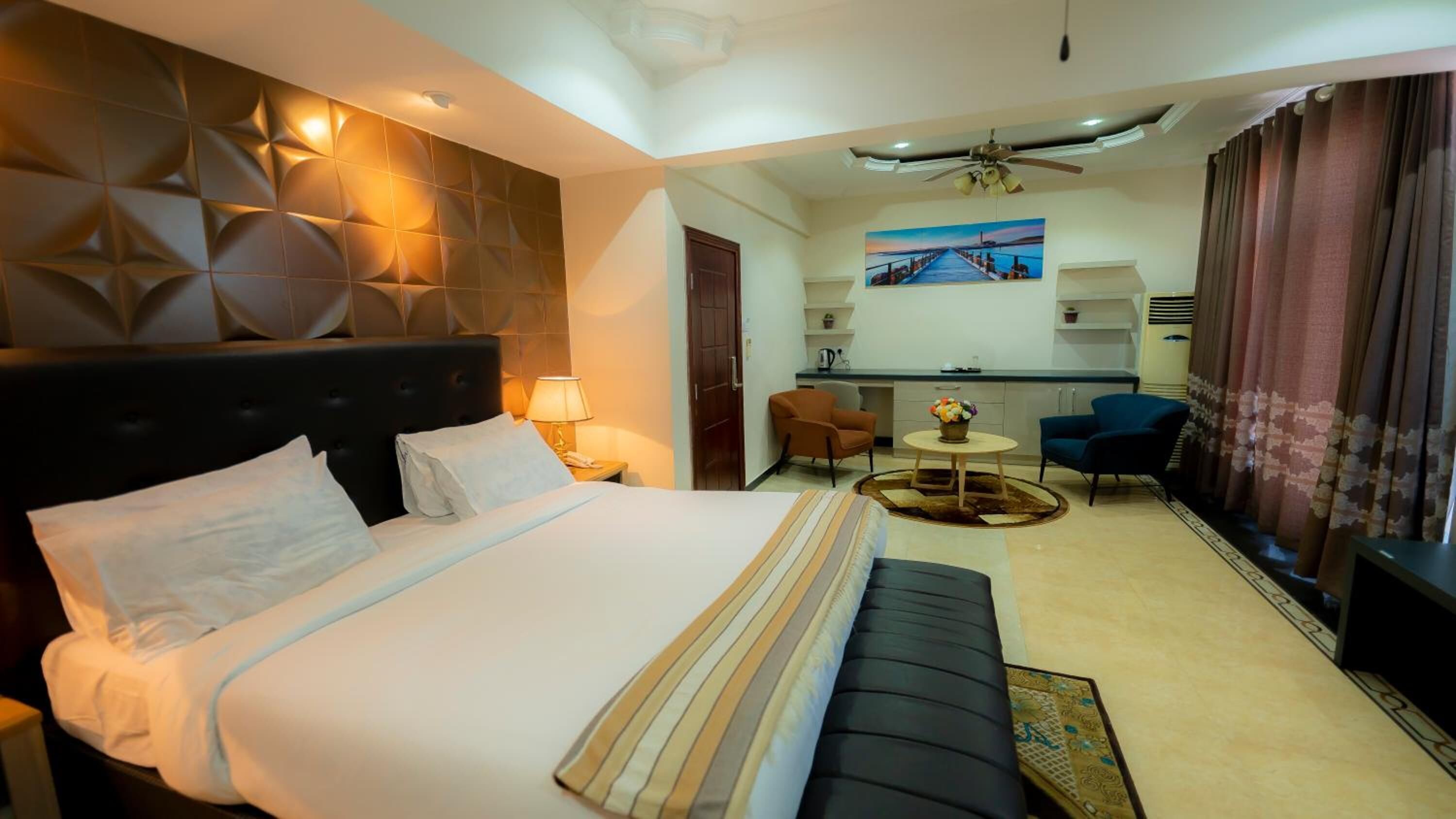 Foto - Lantana Hotel