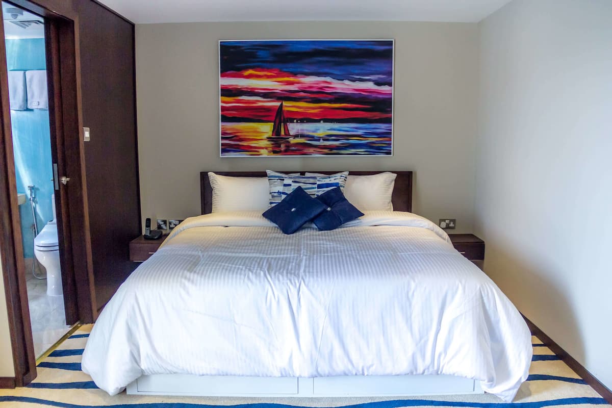 1 habitación, minibar, caja de seguridad en la habitación y escritorio
