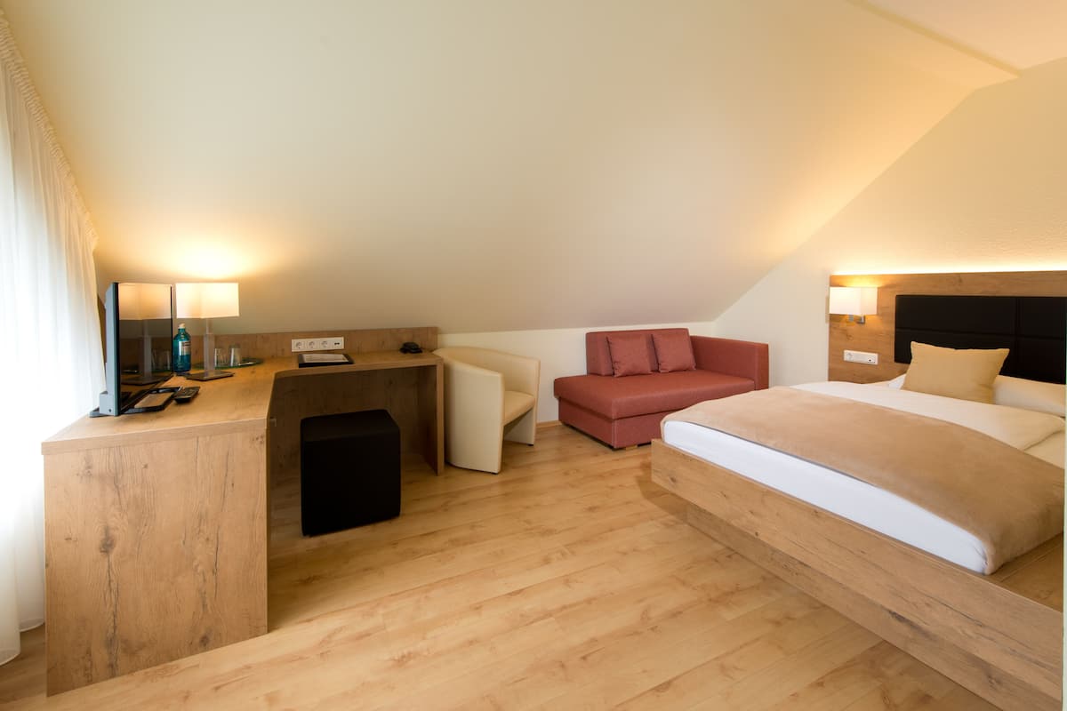 基本單人房 | 迷你吧、客房內保險箱、書桌、免費無線上網