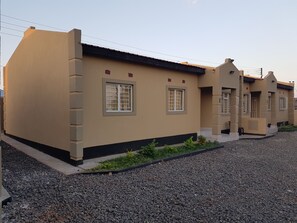 Exterior - Sumbulwa Apartments (Livingstone)