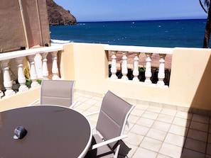 Dreibettzimmer (Orientada al Mar) | Aussenbereich