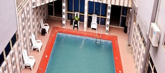 Royal Tropicana Hotel