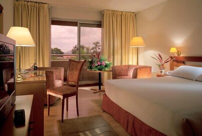 Royal Tropicana Hotel