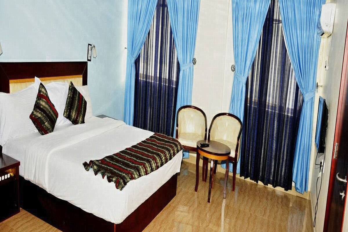 1 slaapkamer, luxe beddengoed, een minibar, een kluis op de kamer