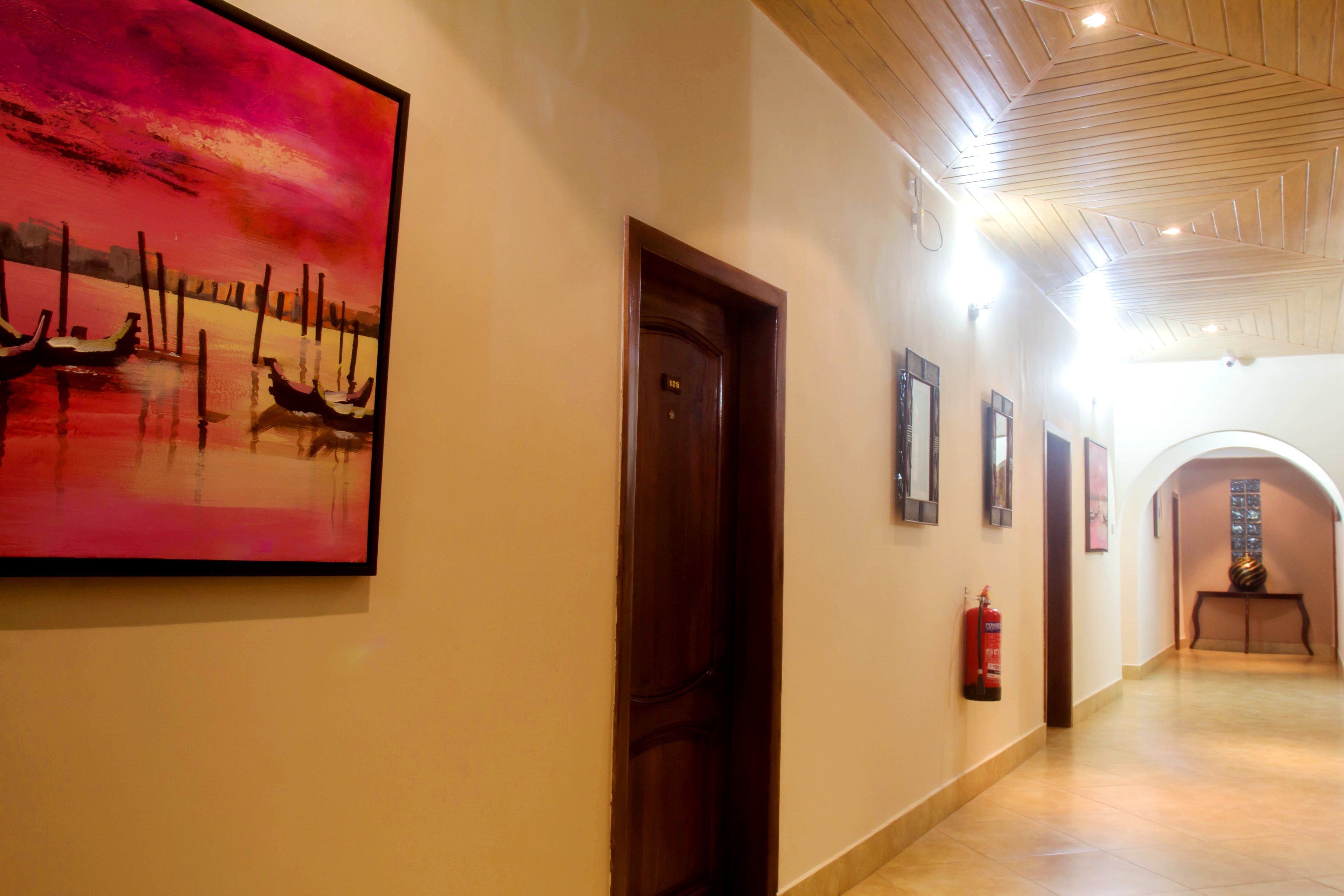 Photo - Mahogany Lodge, Cantonments