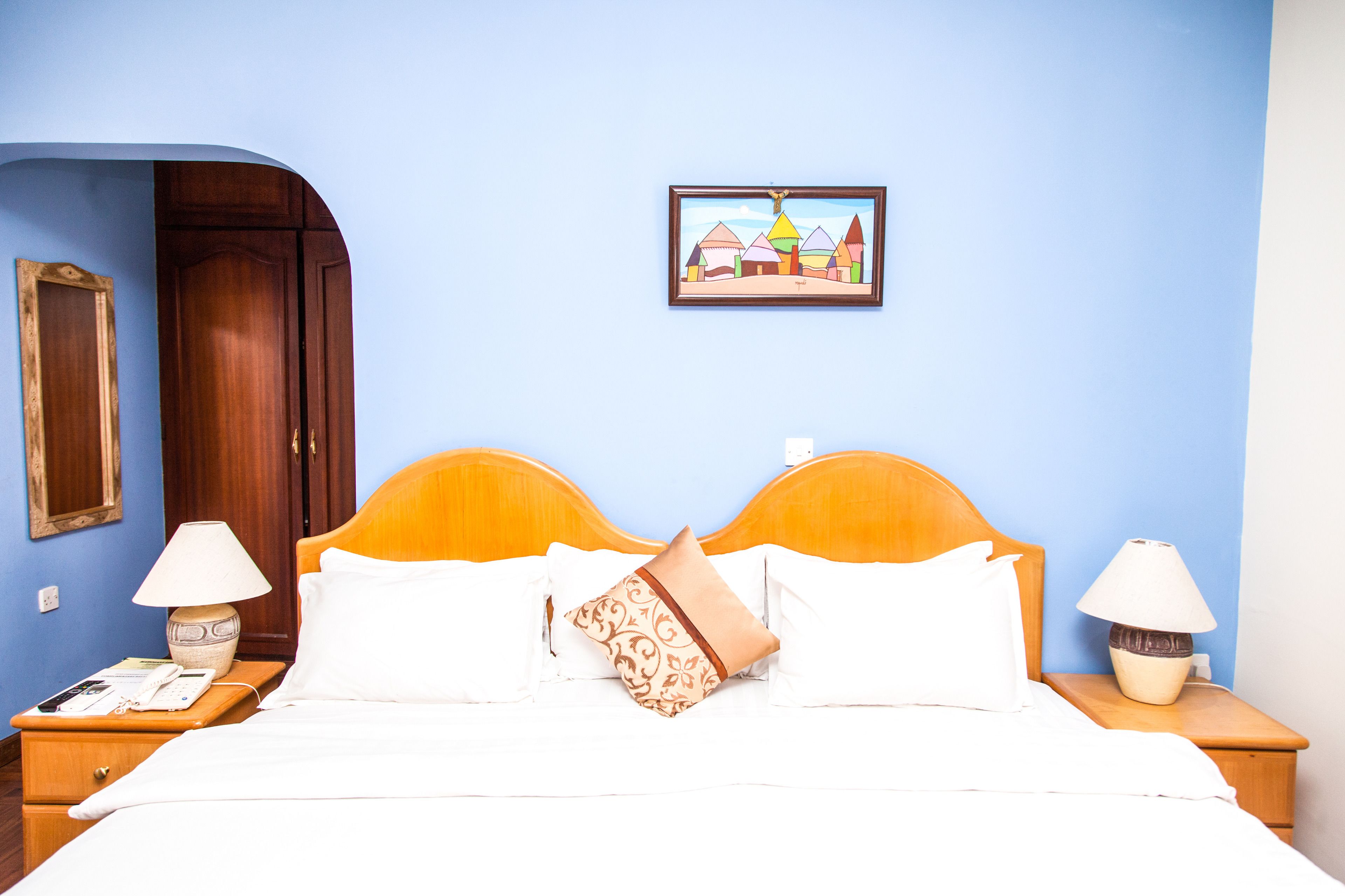 Photo - Mahogany Lodge, Cantonments