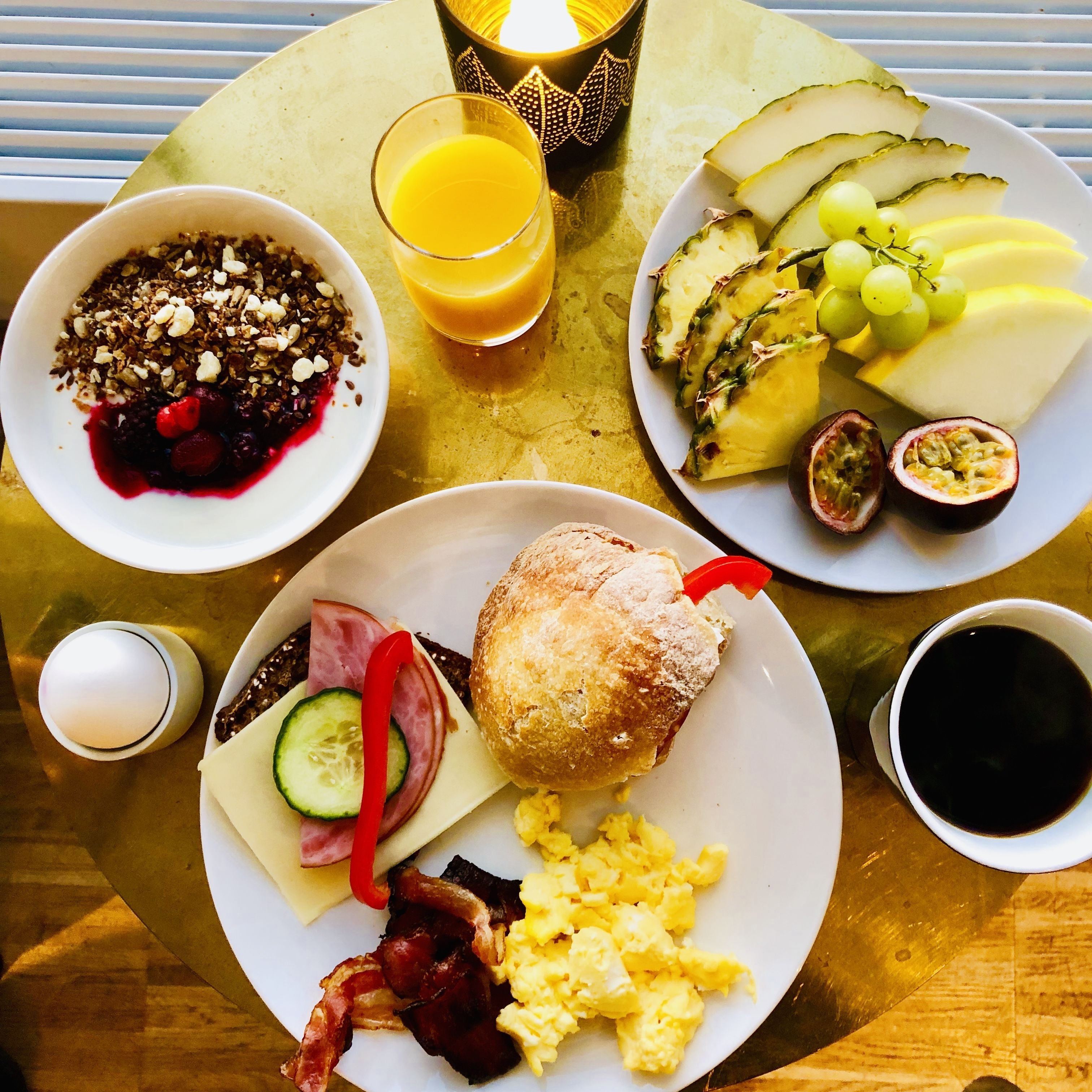 free daily on-the-go breakfast