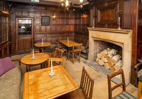 Bar (en el alojamiento)