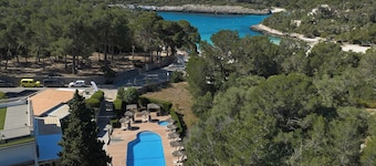 Hotel Playa Mondrago