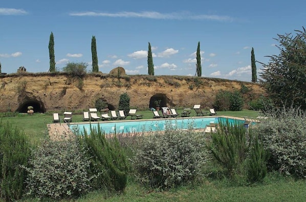 Outdoor pool, sun loungers