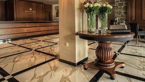 Lobby - Grand Meteora Hotel (Kalabaka)