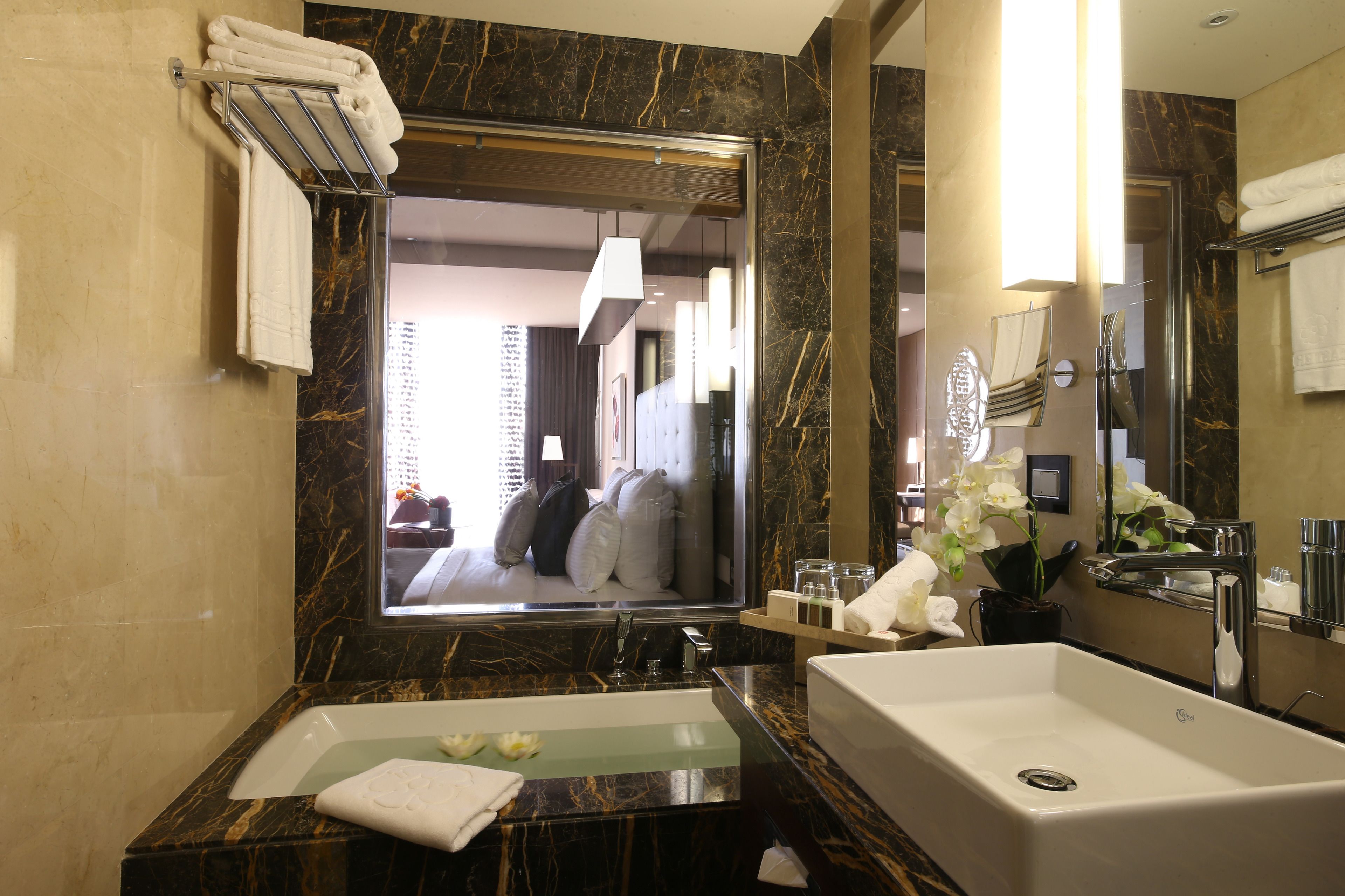 Photo - Lancaster Plaza Beirut