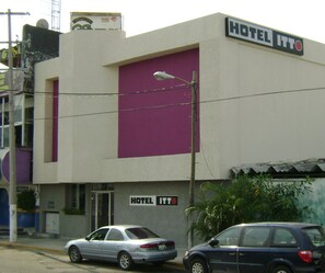 Estacionamiento en la propiedad