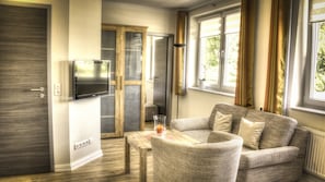 Minibar dan tempat tidur bayi (biaya tambahan)