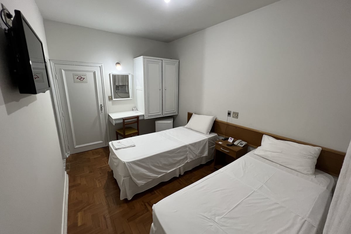 standard twin room | 1 bedroom, minibar, desk, free wifi