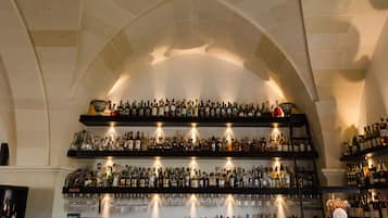 Bar (in der Unterkunft)