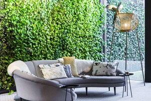 Sala de estar en el lobby