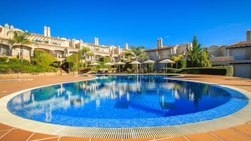 Utomhuspool