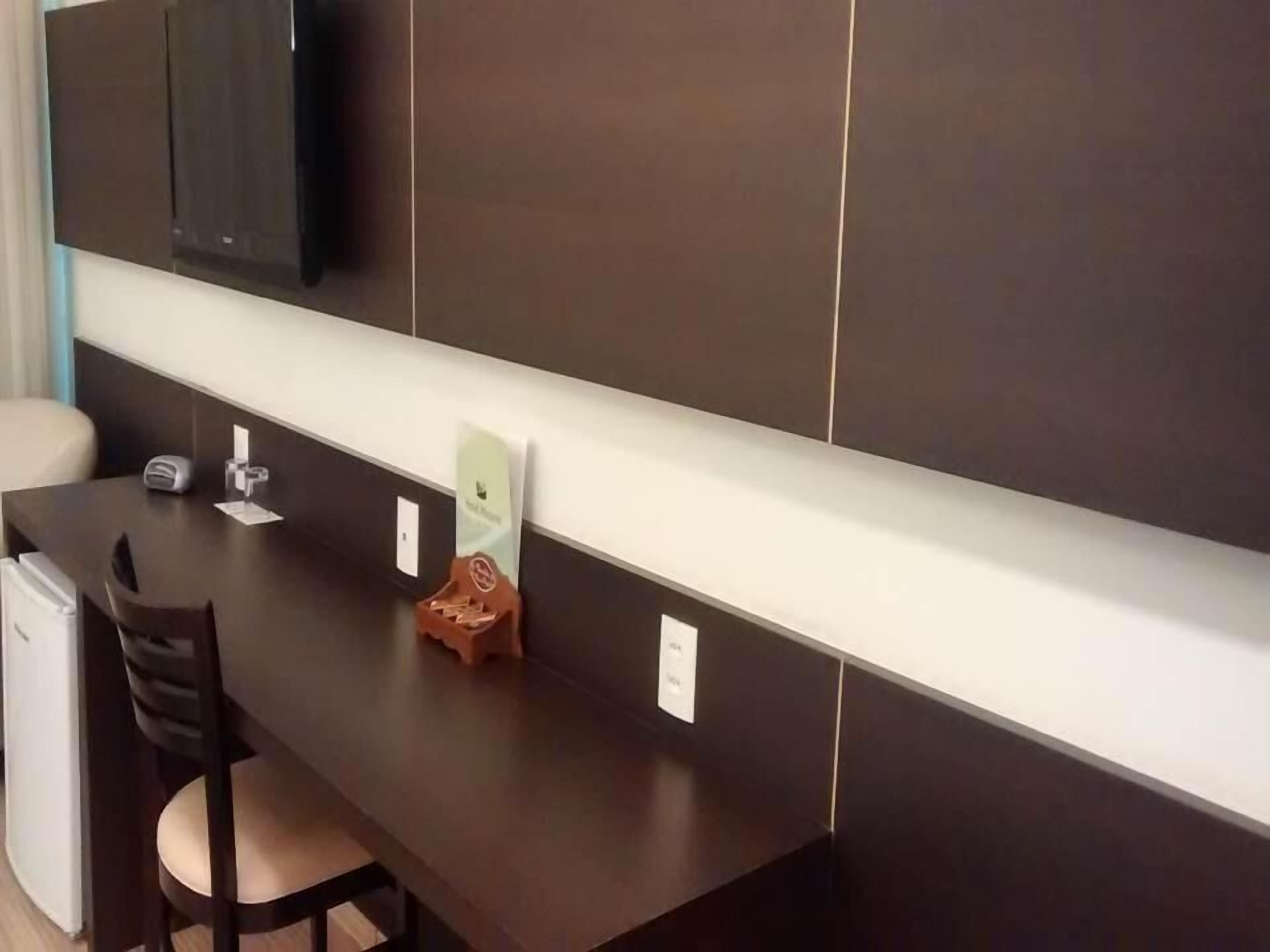 minibar, desk, rollaway beds, free wifi