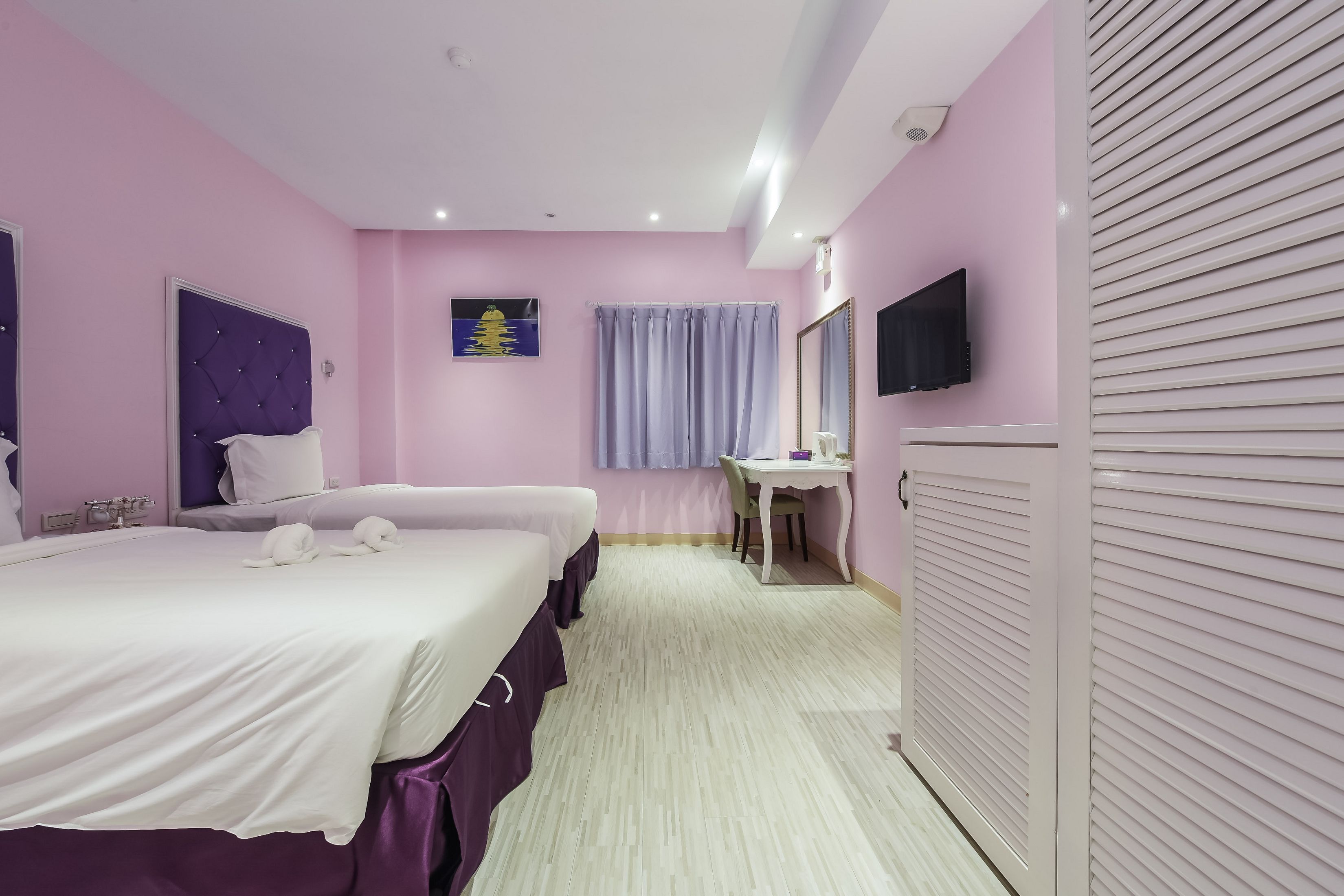 superior twin room | 1 bedroom, desk, soundproofing, iron/ironing board