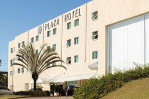 Front of property - Vinhedo Plaza Hotel (Vinhedo)