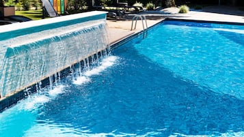 2 indoor pools, 5 outdoor pools, pool umbrellas, pool loungers