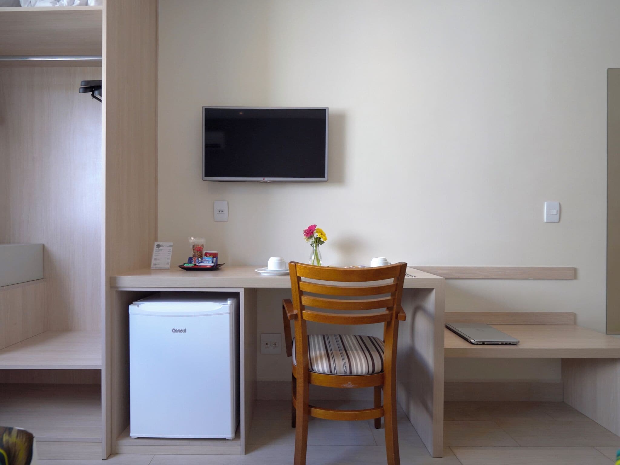 apto twin  | minibar, in-room safe, desk, blackout curtains