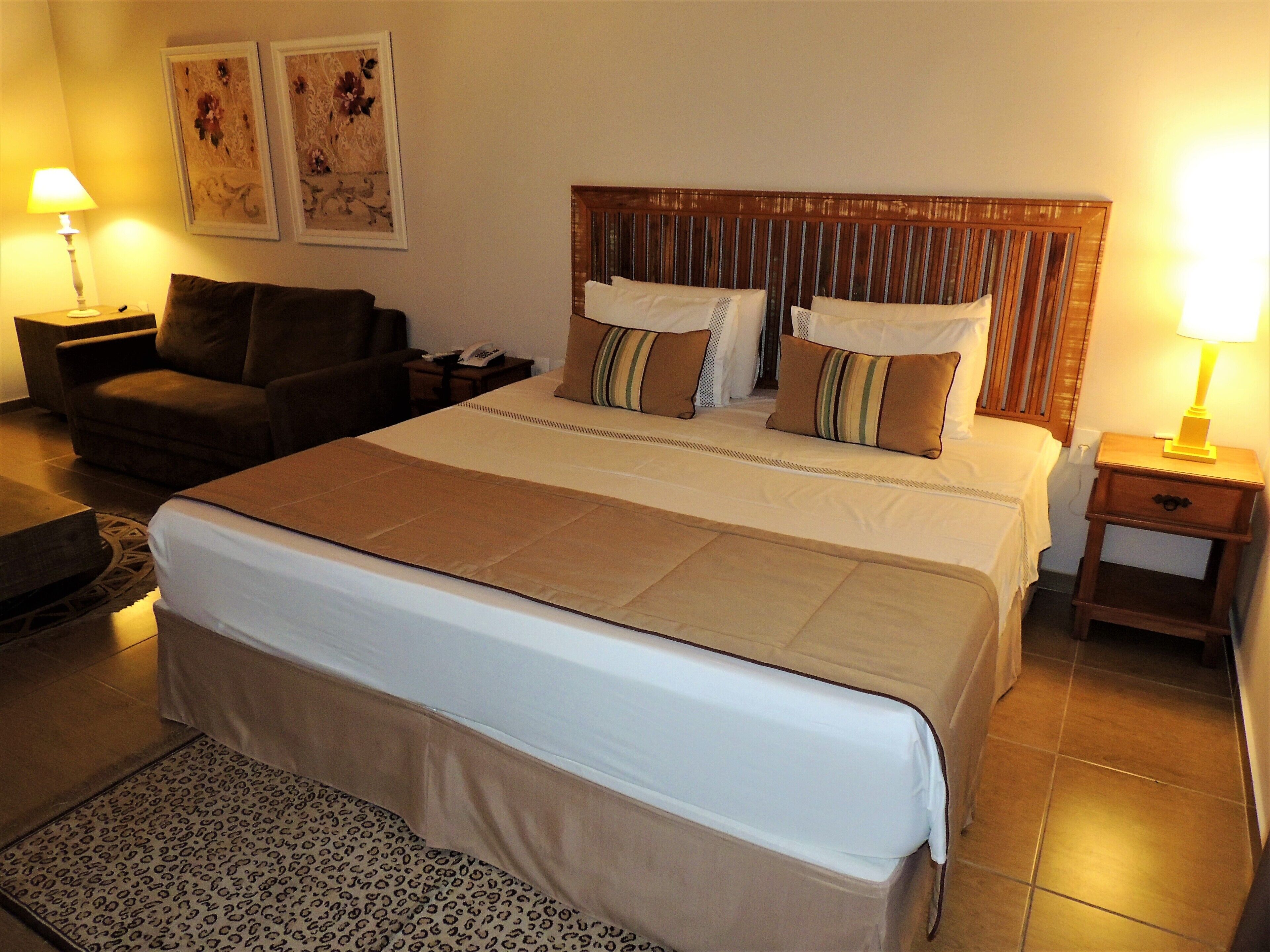Minibar, desk, blackout curtains, free WiFi