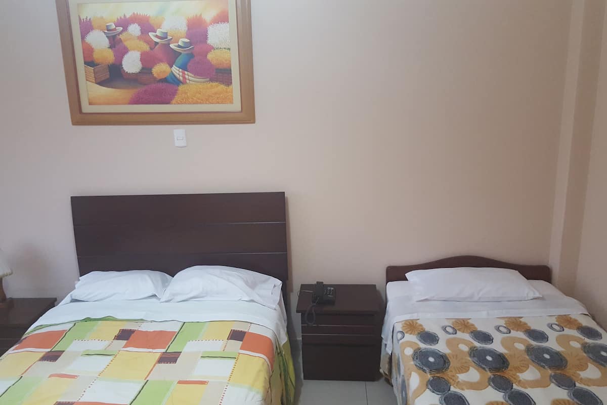 Twin Room | Rollaway beds (surcharge), WiFi (free), bed sheets
