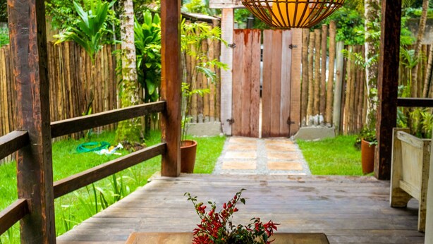 Quầy tiếp tân