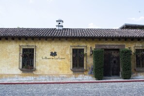 Front of property - Posada de Los Leones (Antigua Guatemala)