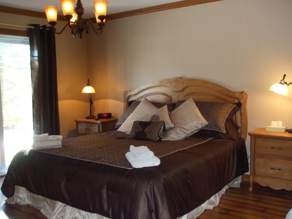 standard room, 1 king bed (victor-victoria) | soundproofing, free wifi