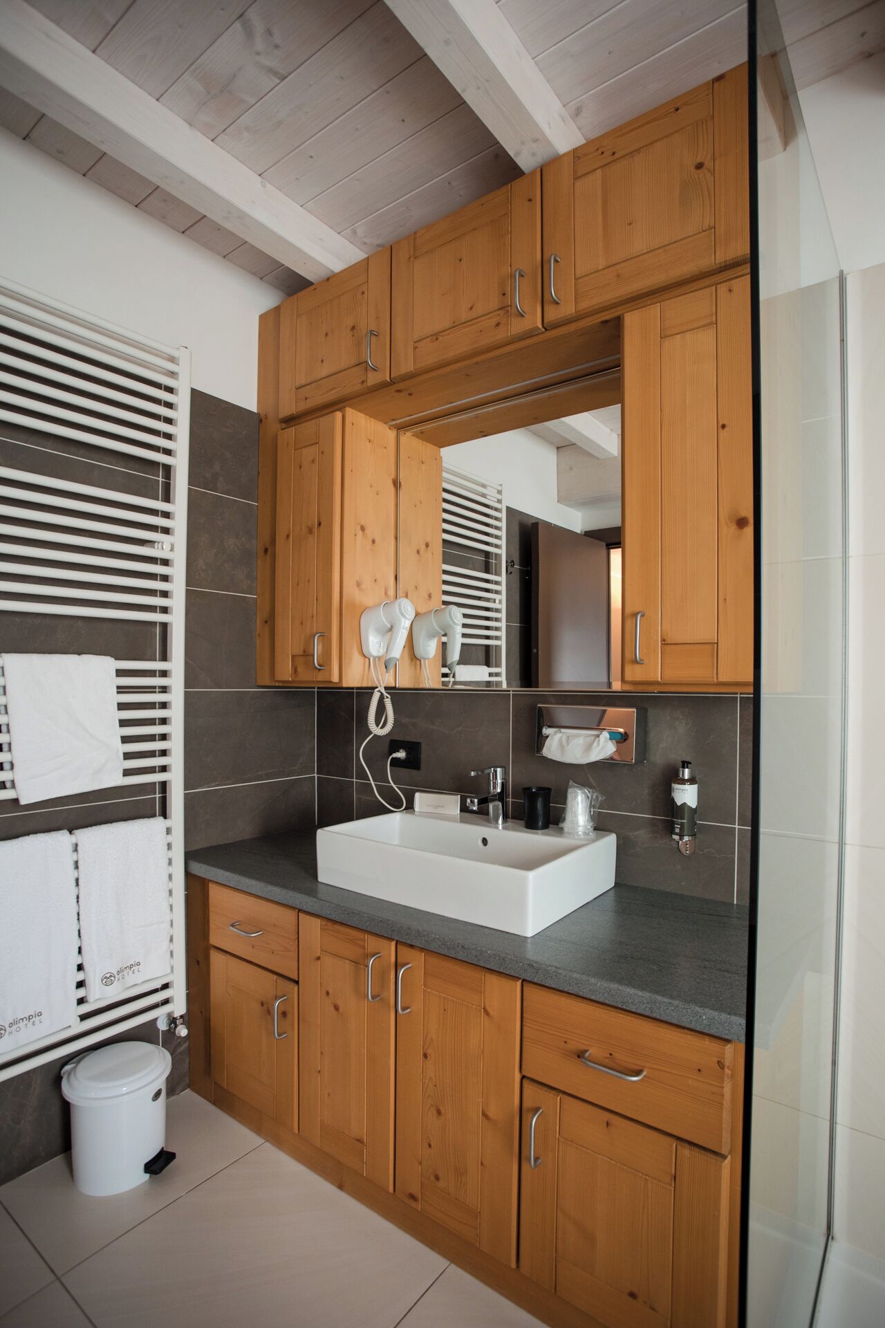 family suite, 1 bedroom | bathroom | free toiletries, hair dryer, slippers, bidet