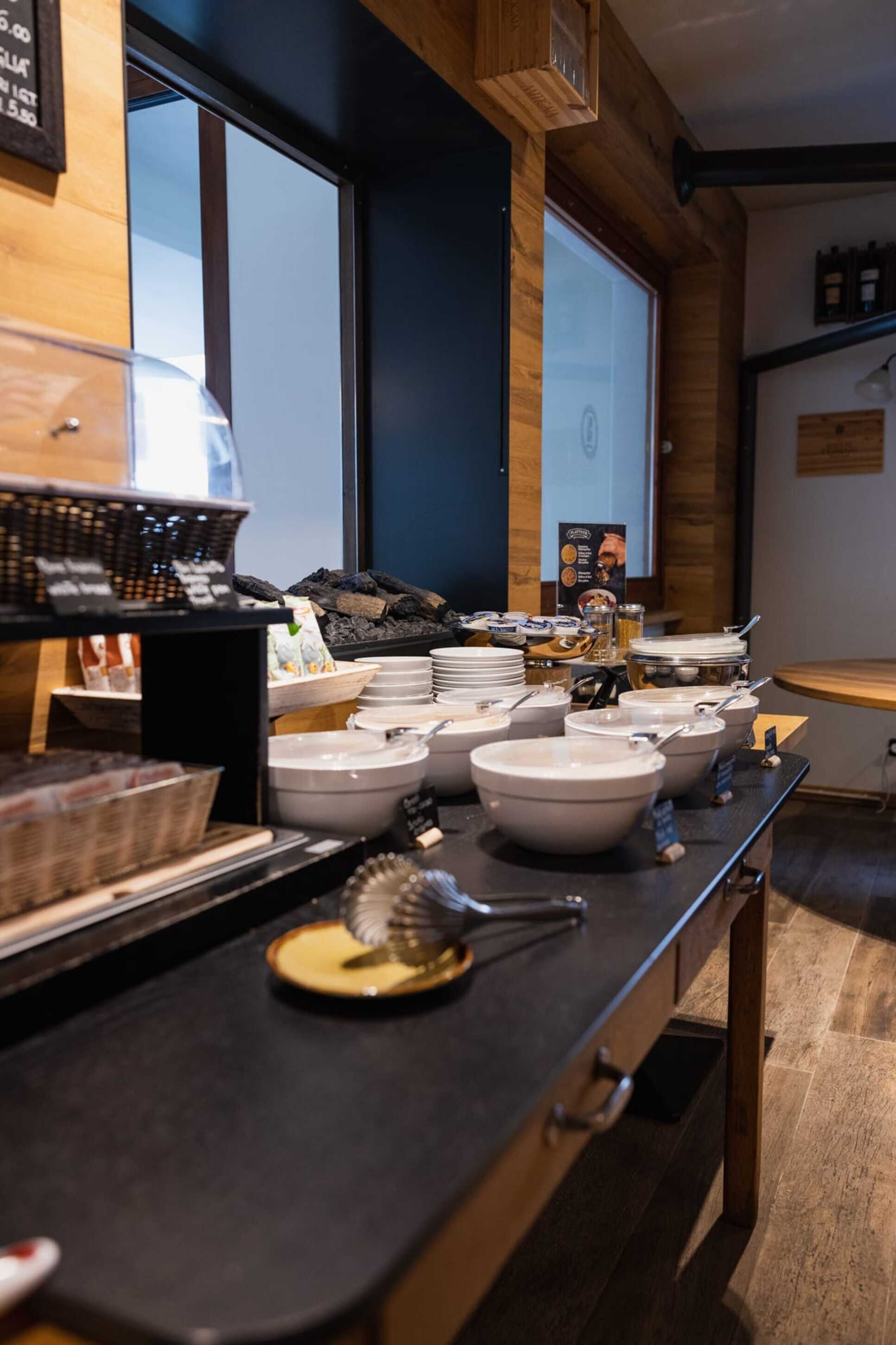 daily buffet breakfast (eur 15 per person)