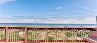 Endless Ocean Views in S Fletcher Duplex by RedAwning
