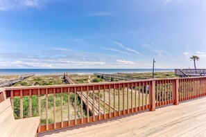 House, 2 Bedrooms | Property grounds - Endless Ocean Views in S Fletcher Duplex by RedAwning (Fernandina Beach)