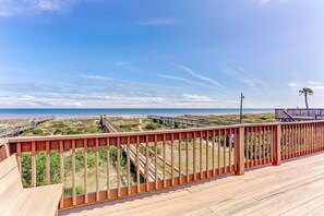 House, 2 Bedrooms | Property grounds - Relaxed Atmosphere in S Fletcher Duplex by RedAwning (Fernandina Beach)
