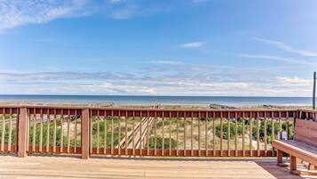 House, 2 Bedrooms | Property grounds