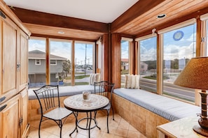 Interior - Oceanfront Pet Friendly Unit by RedAwning (Fernandina Beach)