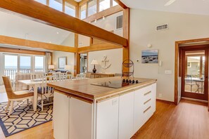 House, 3 Bedrooms | Dining
