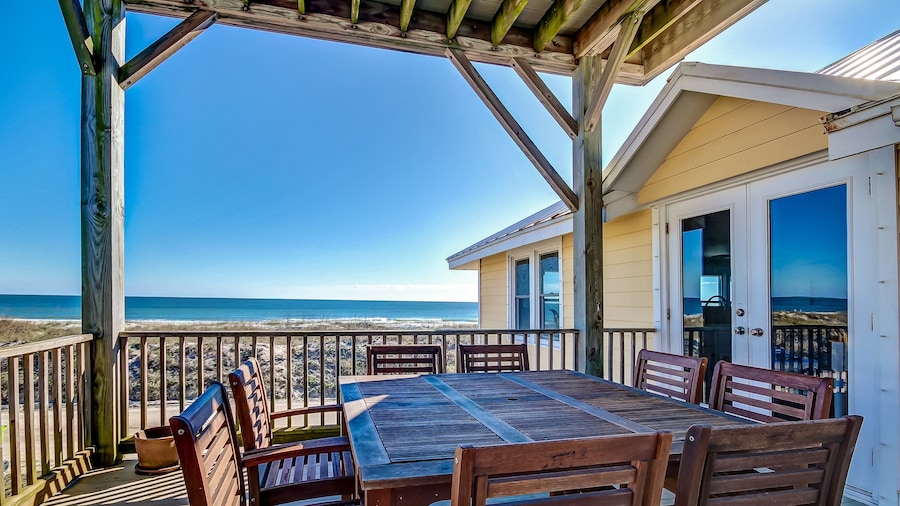 Rustic Ocean Front Cottage by RedAwning