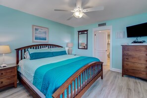 Condo, 2 Bedrooms