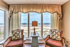 Interior - Spacious Condo Just Steps from the Atlantic by RedAwning (Fernandina Beach)