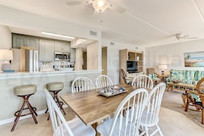 Dining - Beautifully Decorated Condo with Magnificent View of Atlantic by RedAwning (Fernandina Beach)
