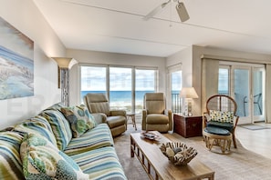 Living area - Beautifully Decorated Condo with Magnificent View of Atlantic by RedAwning (Fernandina Beach)