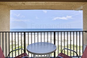 Condo, 2 Bedrooms | Outdoor dining