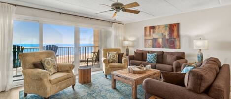 Lejlighed - 3 soveværelser | Opholdsområde | Fladskærms-tv, dvd-afspiller