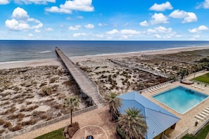 Pool - Oceanfront Condo with Beach Access, Pool, and Tennis Court by RedAwning (Fernandina Beach)