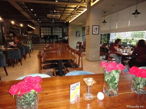 Dining - Big Hotel Suites (Mandaue)